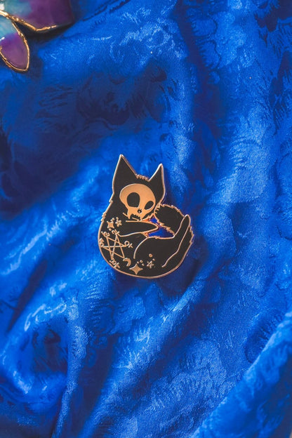 Swirl Black Cat Witchy Pin