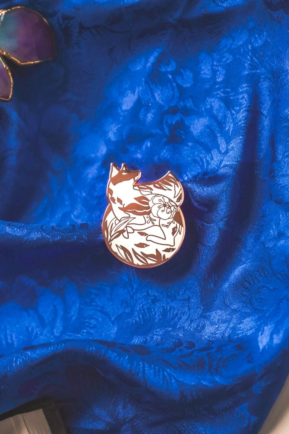 White Fox Pin